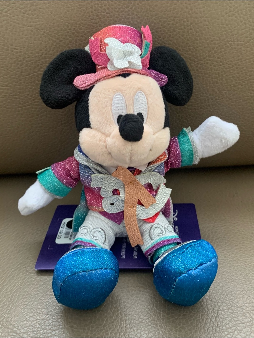BNWT Disney Hong Kong Disneyland 20th Anniversary Mickey Mouse Shoulder Plush